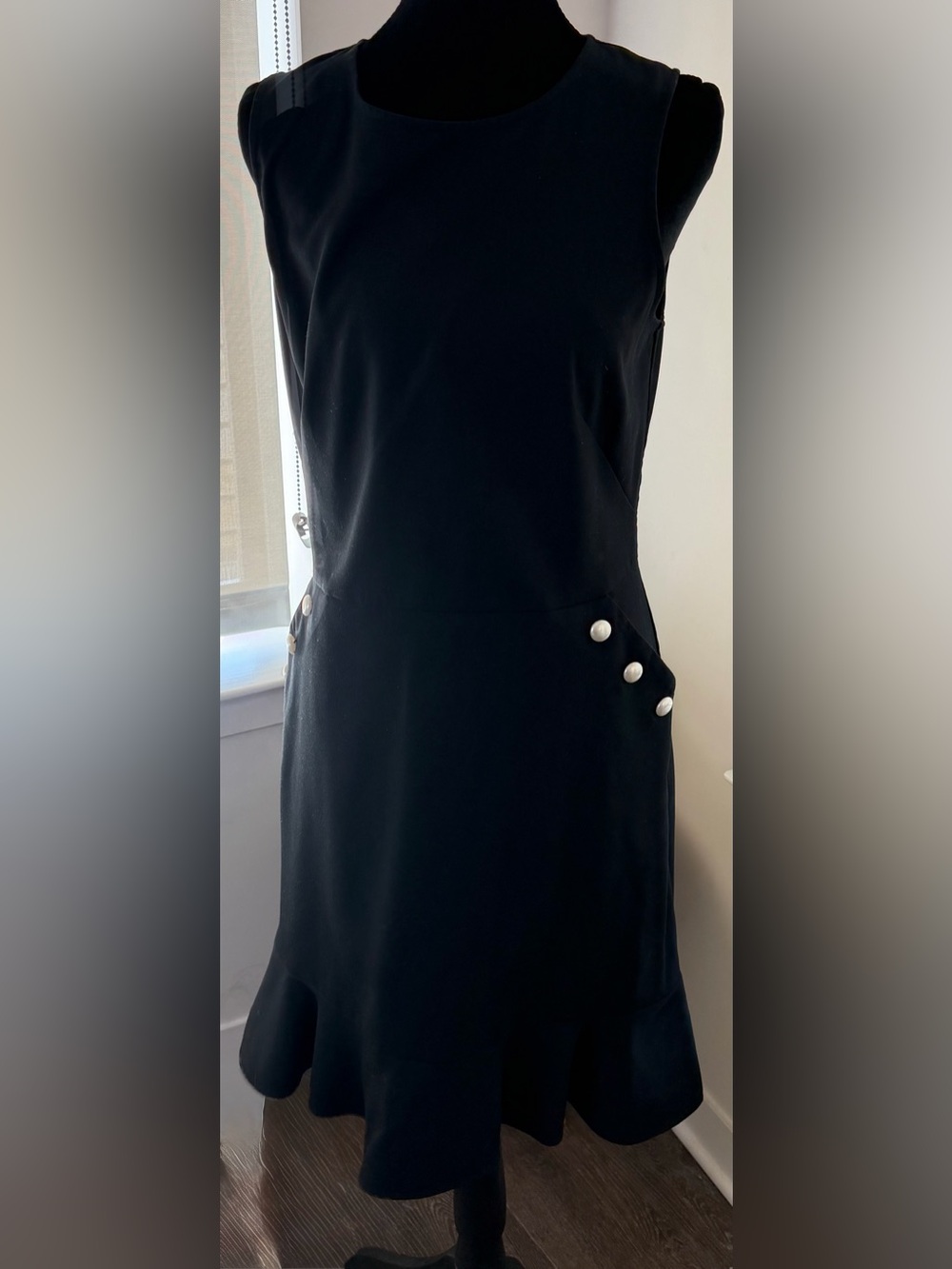 LOFT Black Pearl Button Ruffle Hem Sleeveless Dress Size 10 - Picture 1 of 6